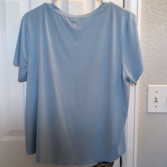 RBX Large blue activewear top with pocket - Picture 2 of 2